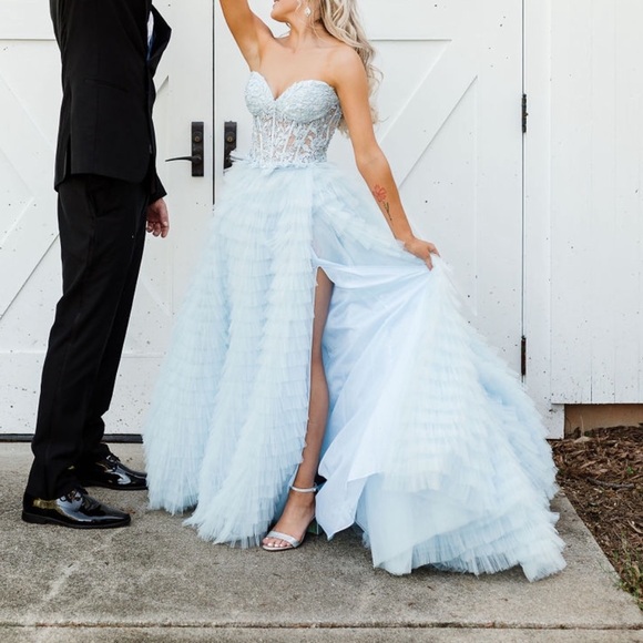 Sherri Hill Prom Dress - Picture 3 of 3